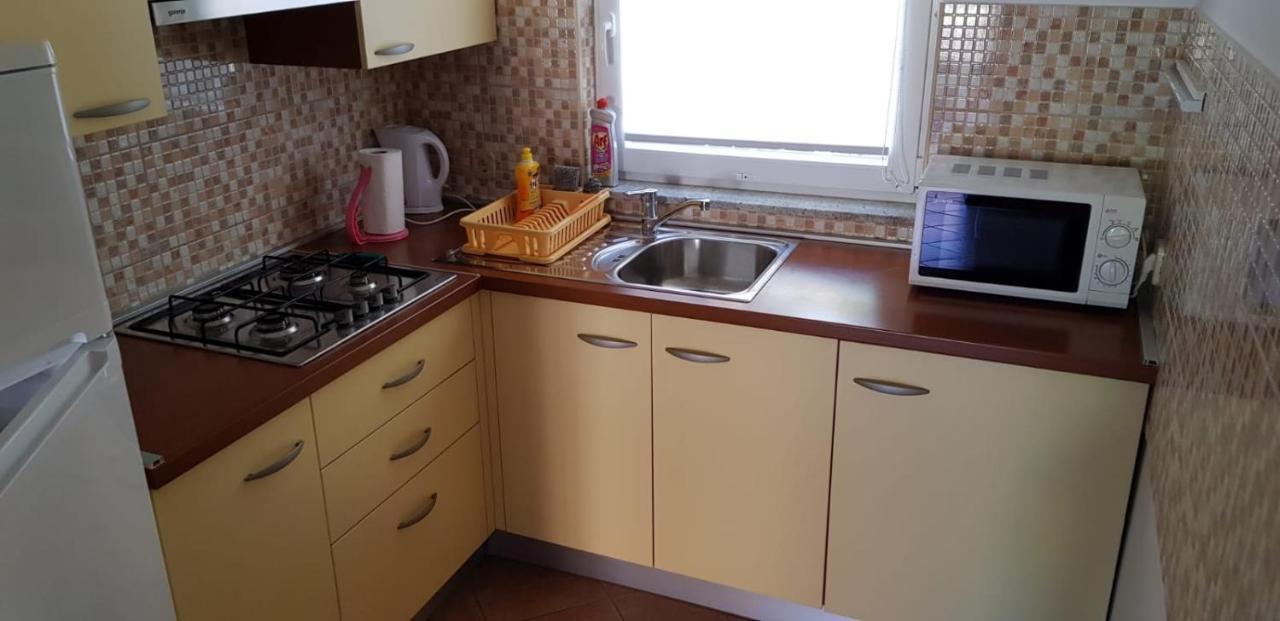 Apartments With A Parking Space Vir - 18407 Екстериор снимка